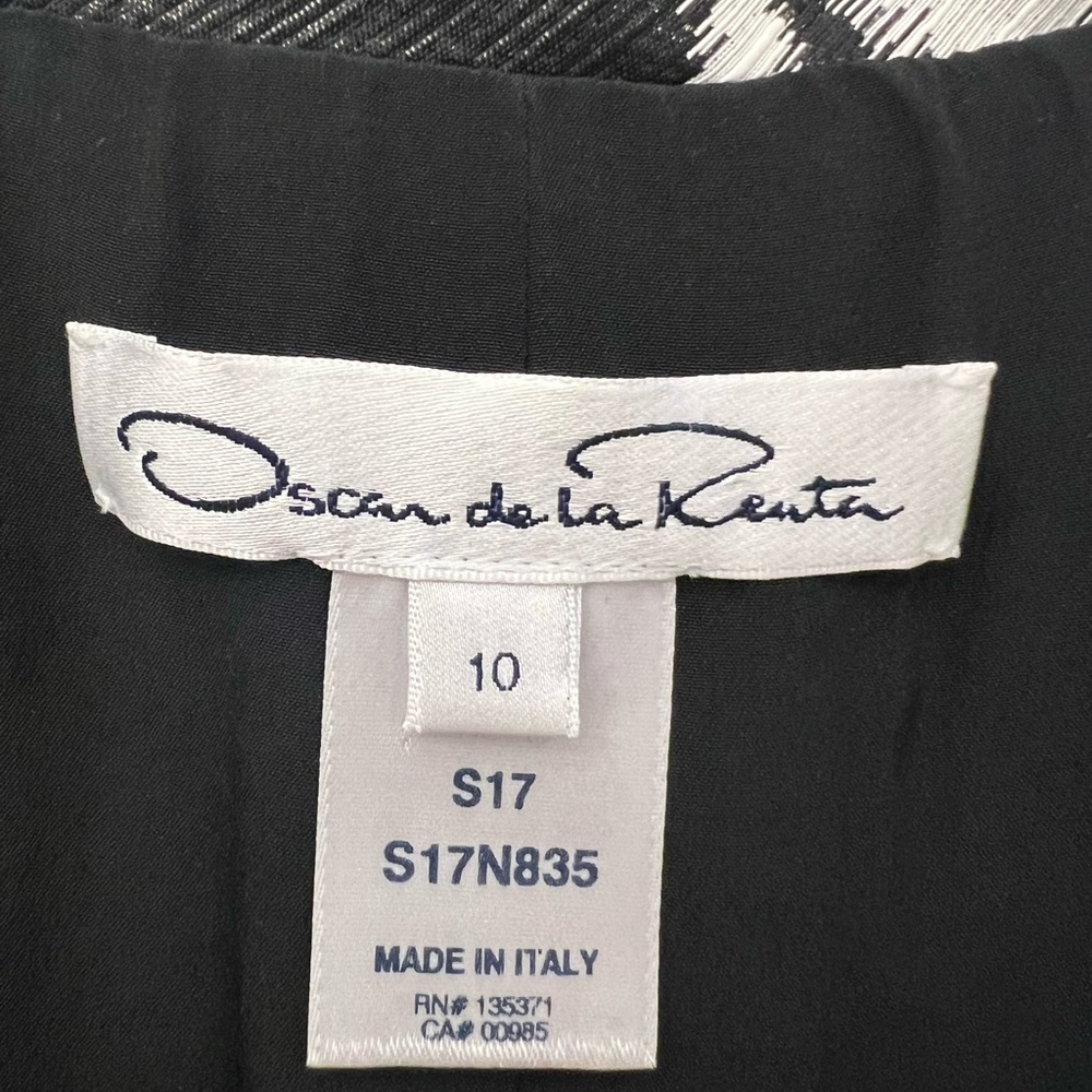 💗Oscar de la Renta - Picture 4 of 5
